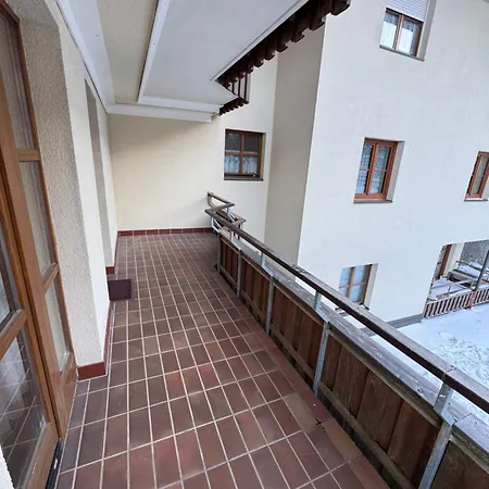 Angela Apartment *